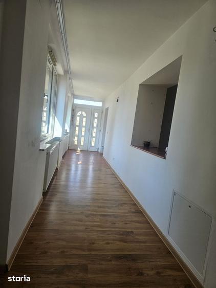 Casă cu 3 camere cu Teren 916 Mp în Sălard