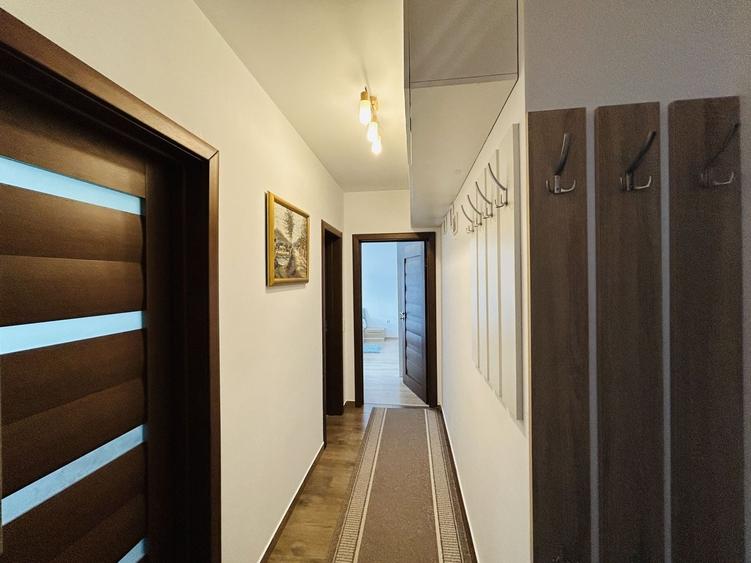 Apartament cu 2 camere decomandat, mobilat în Turnișor