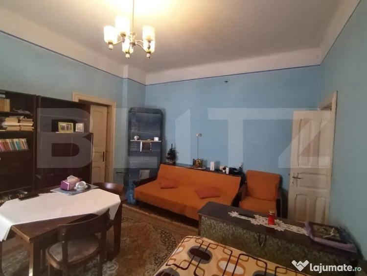 Casă cu 4 camere cu Teren 740 Mp în Cetate