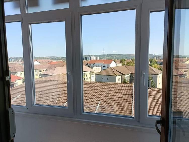 Apartament cu 2 camere decomandat în Nufărul