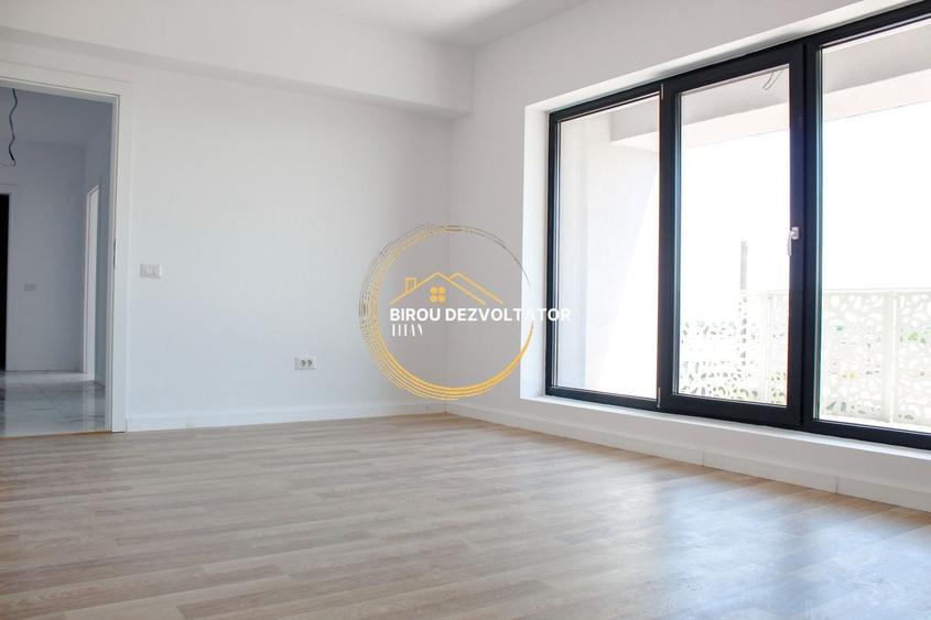 Apartament cu 3 camere decomandat în Theodor Pallady