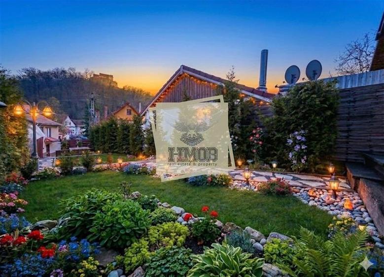 Casă individuală cu 6 camere cu Piscina în Cisnădioara