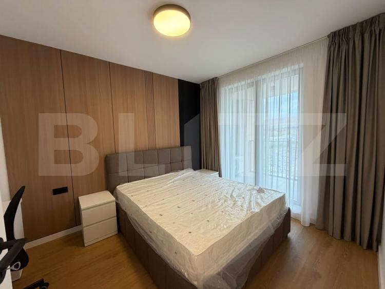 Apartament cu 2 camere semidecomandat, mobilat în Florești