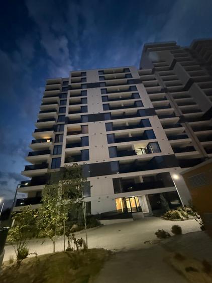 Apartament cu 2 camere semidecomandat în Aviației
