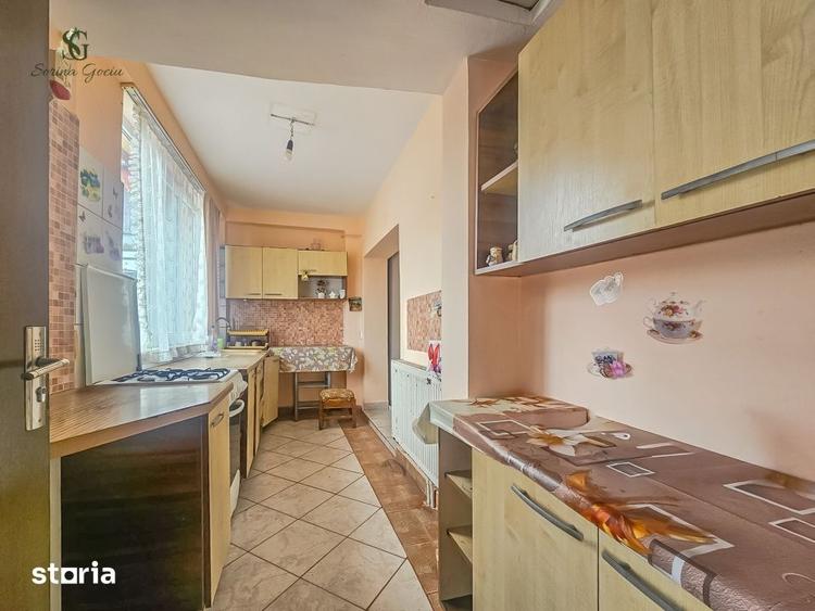 Apartament cu 3 camere decomandat, mobilat în Central