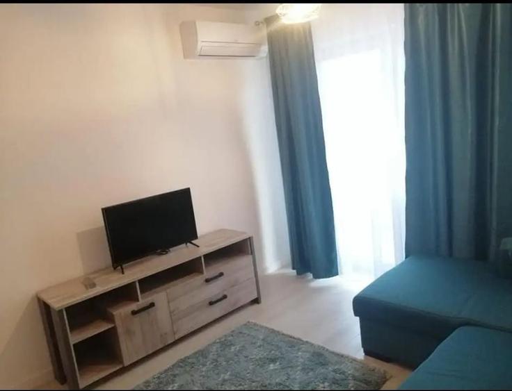 Garsonieră decomandată în Galata