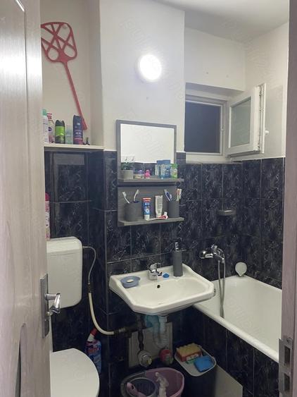 Apartament cu 2 camere decomandat în Rogerius