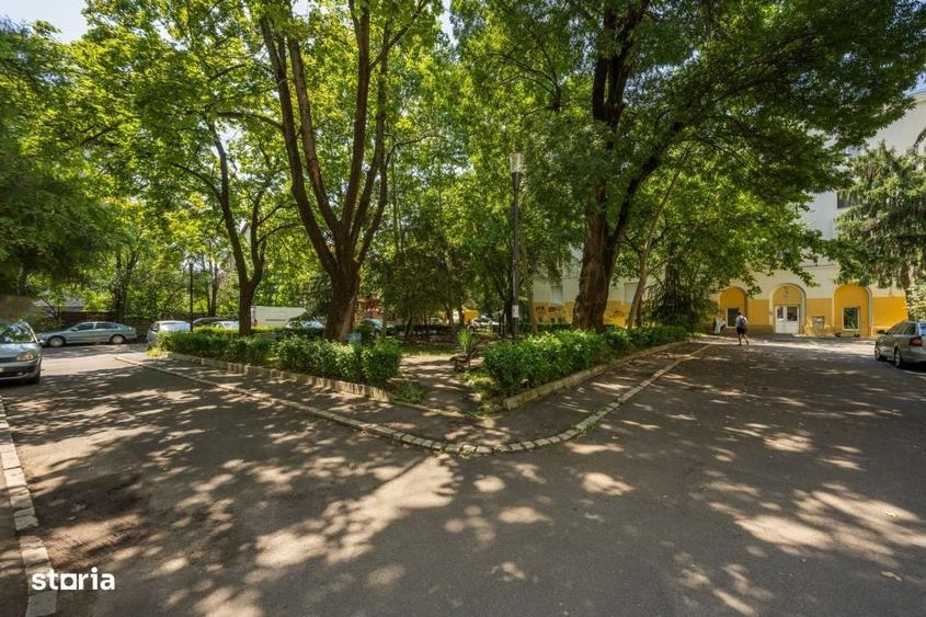 Apartament cu 2 camere decomandat în Basarabia