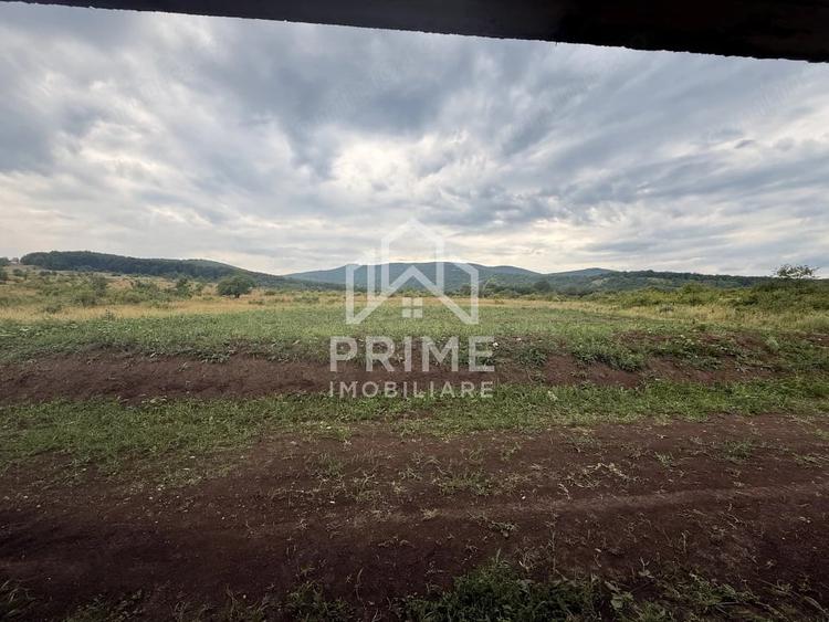 Casă cu Teren 690 Mp în Central