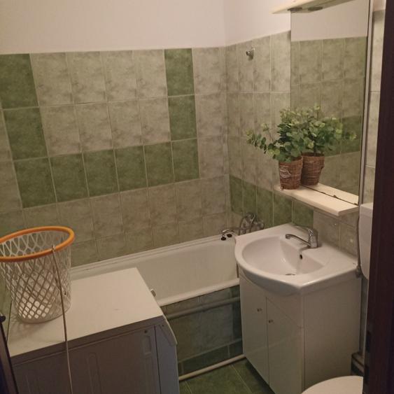 Garsonieră decomandată în Micălaca