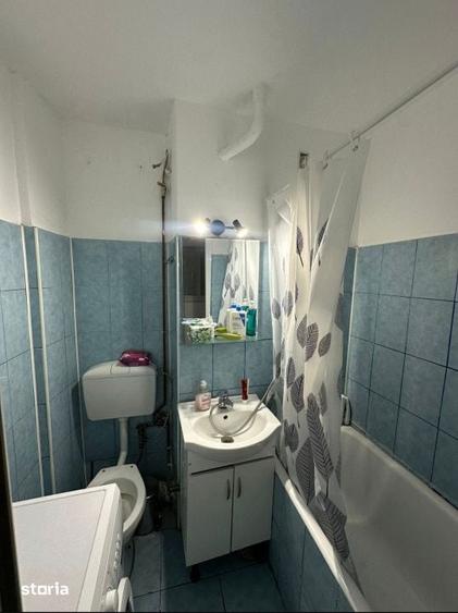 Apartament cu 2 camere semidecomandat, mobilat în Valea Rosie