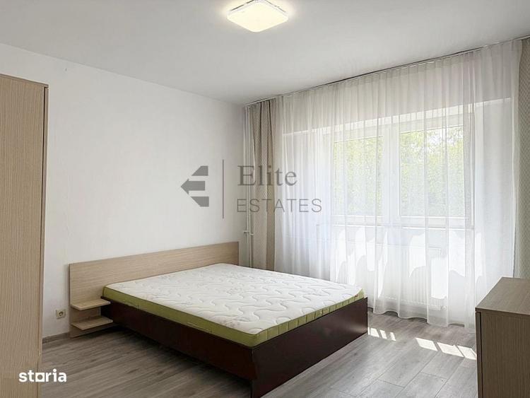 Garsonieră decomandată în Decebal