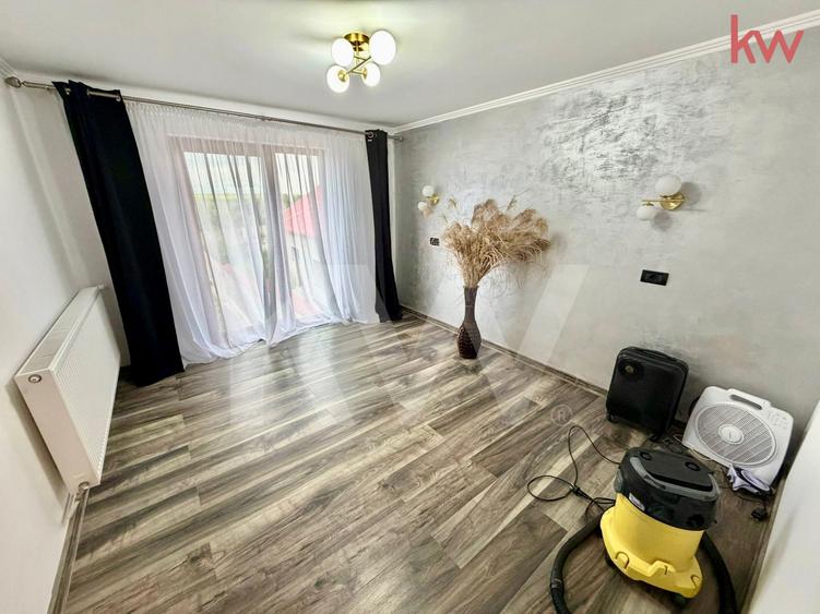 Casă individuală cu 5 camere cu Canalizare în Pielești