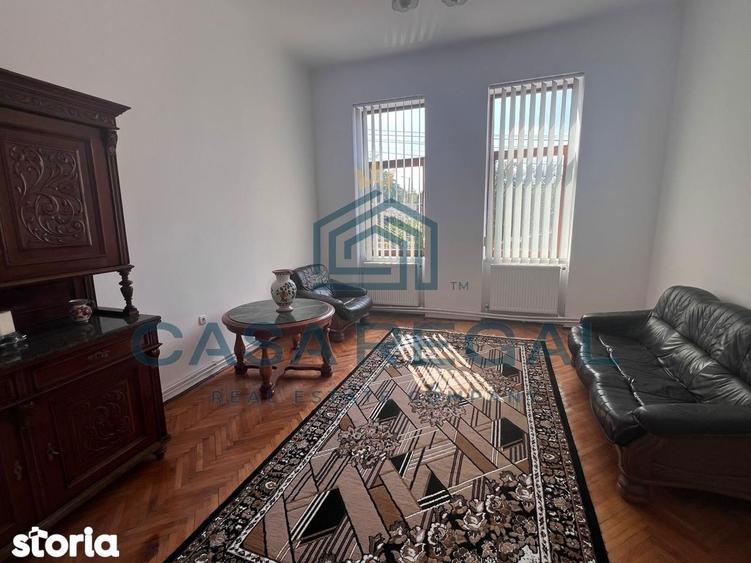 Apartament cu 2 camere, mobilat în Central
