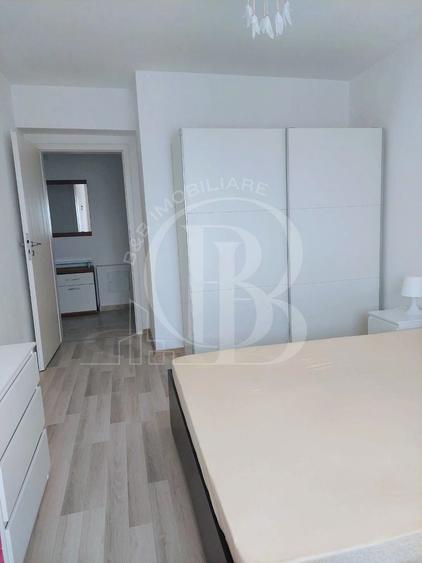 Apartament cu 2 camere decomandat, mobilat în Titan