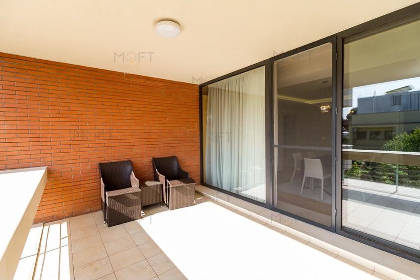 Apartament cu 4 camere decomandat, mobilat în Primăverii
