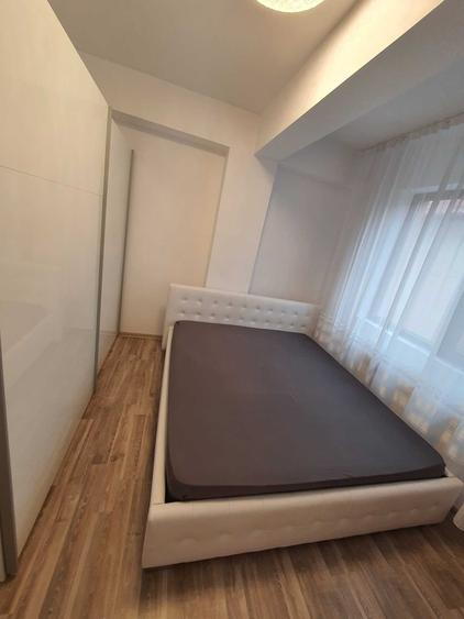 Apartament cu 3 camere decomandat în Militari