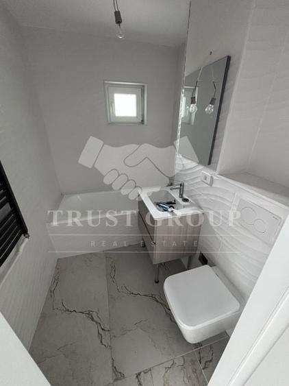 Apartament cu 3 camere decomandat în Titulescu