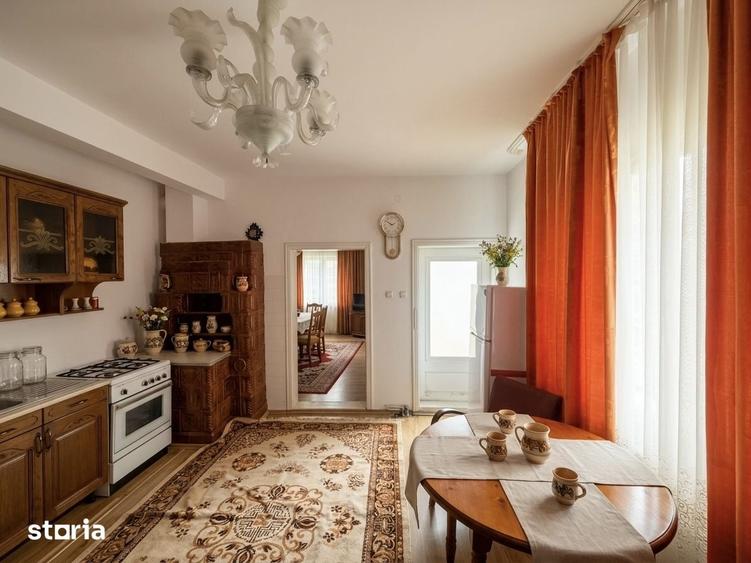 Casă cu 3 camere cu Teren 500 Mp în Agapia