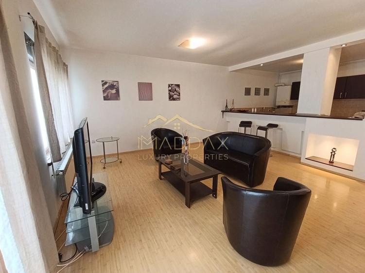 Apartament cu 2 camere decomandat, mobilat în Polonă