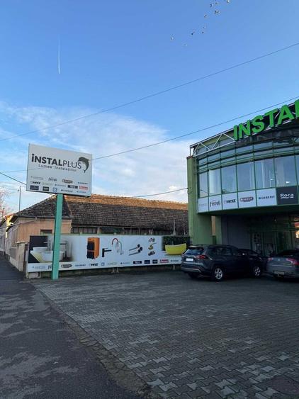 Spațiu comercial, de 800 mp, în Central