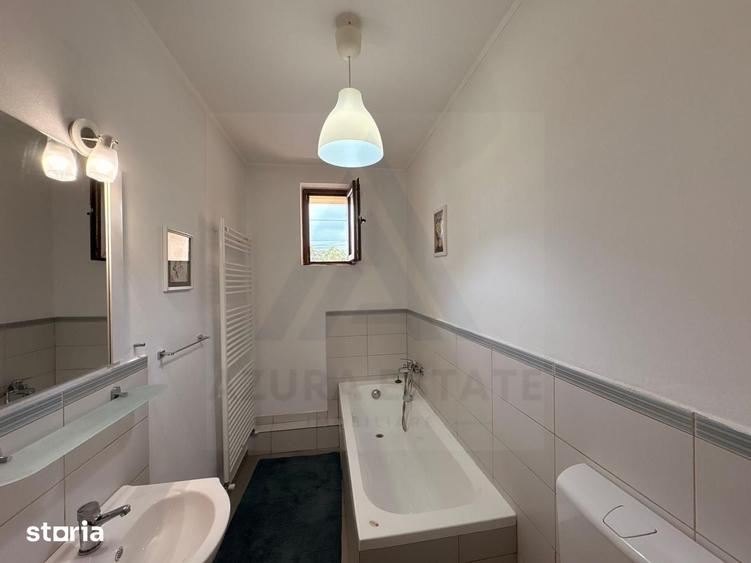 Casă cu 5 camere cu Teren 250 Mp în Lazaret