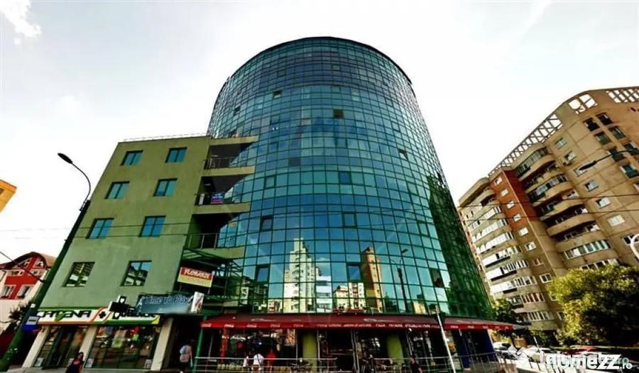 Spațiu comercial, de 79 mp, în Vlahuță