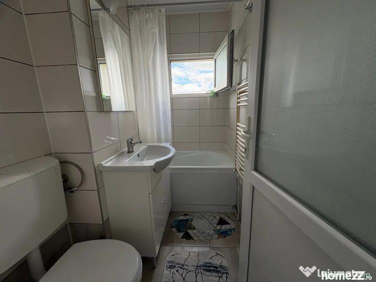 Apartament cu 2 camere semidecomandat în Central