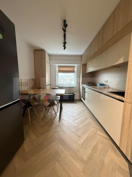 Apartament cu 3 camere decomandat, mobilat în Burdujeni