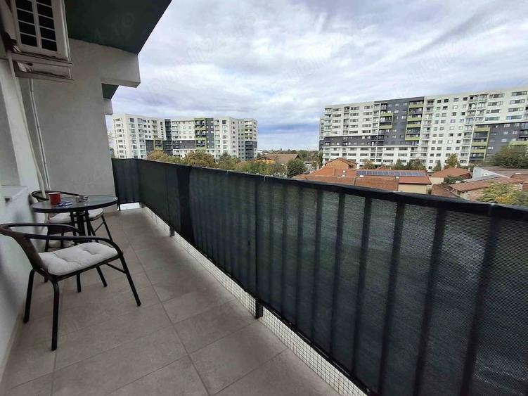 Apartament cu 3 camere decomandat în Decebal