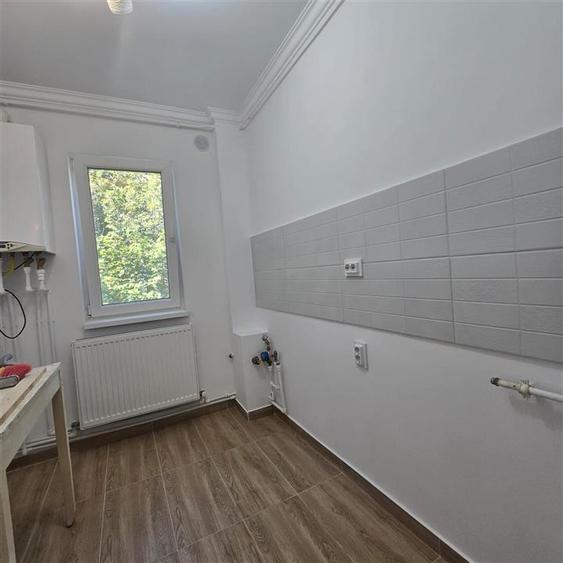 Apartament cu 2 camere decomandat în Dacia