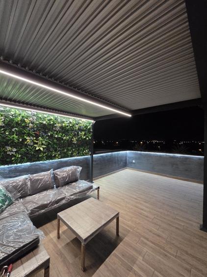 Apartament cu 3 camere decomandat în Exterior Vest