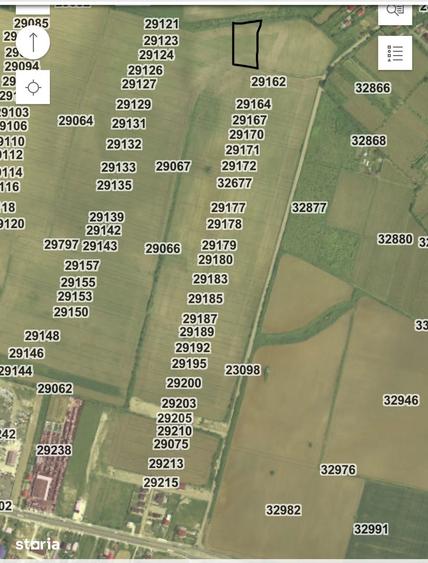 Teren de 5000 mp, în Bucov