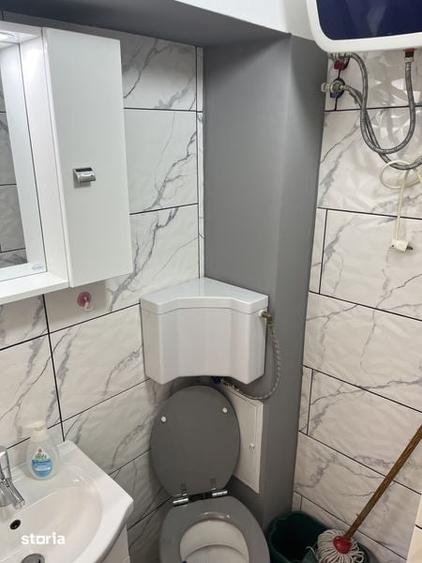Garsonieră în Titan