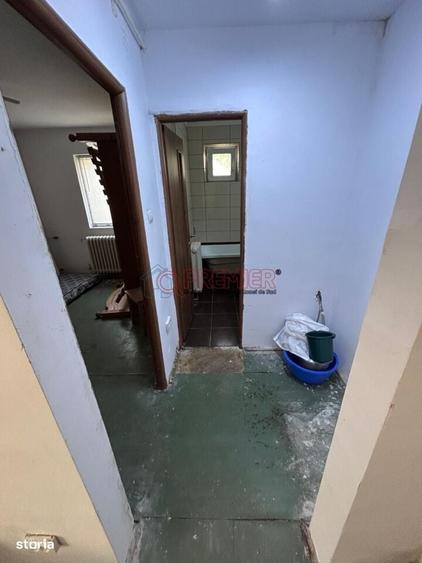 2 Camere | Piata Resita | Bloc anvelopat - 12