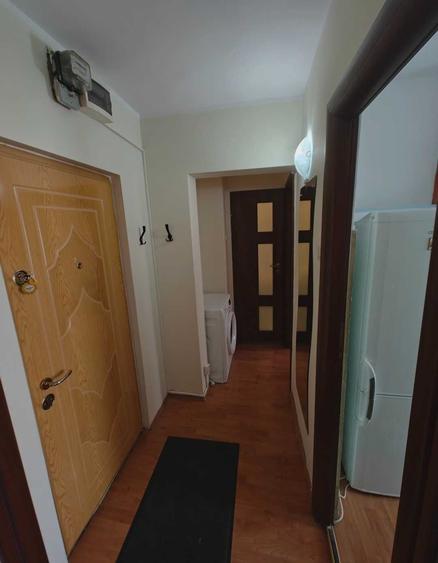 Apartament cu 2 camere decomandat în Micro 21