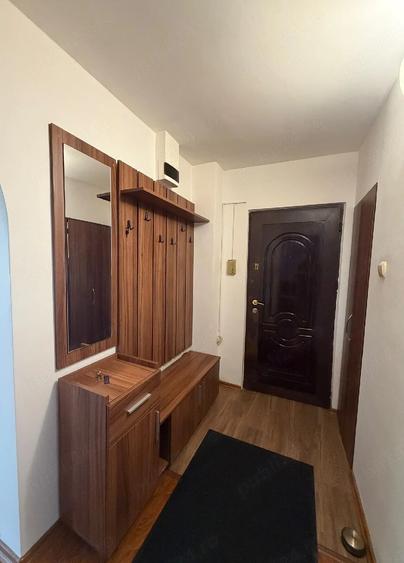 Apartament cu 3 camere decomandat în Mărășești