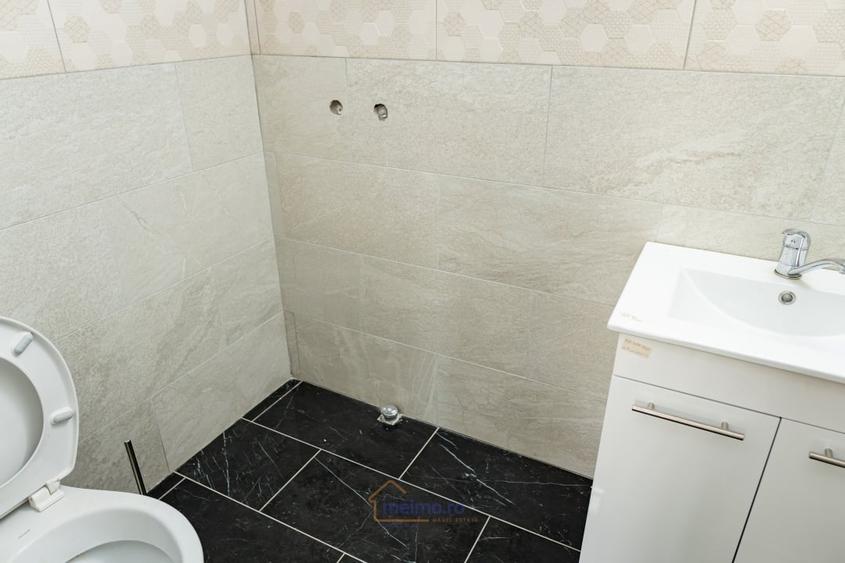 Casă individuală cu 4 camere cu Canalizare în Moinești