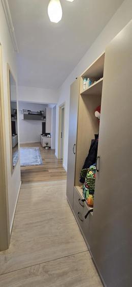 Apartament cu 4 camere decomandat în Vest