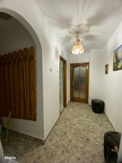 2 DECOMANDATE la etajul 2, centrala, bucatarie mare, boxa, Bicaz - 13