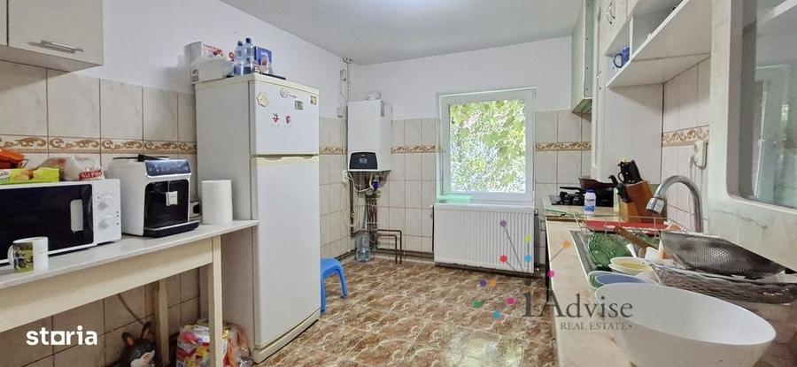 Casă cu 4 camere în Vulcan