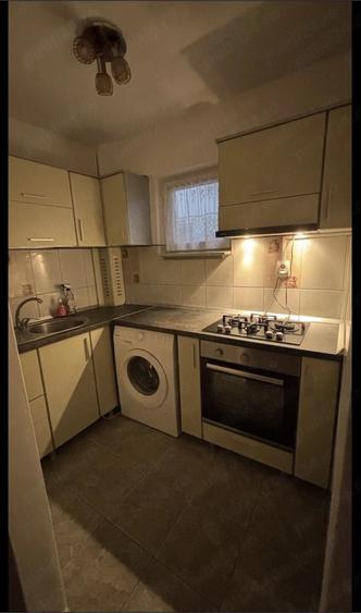 Apartament cu 2 camere decomandat în Podgoria