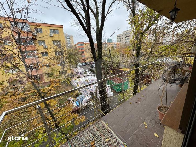 Apartament cu 3 camere semidecomandat, mobilat în 1 Mai