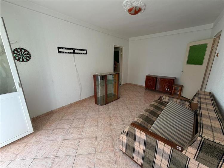 Apartament cu 2 camere semidecomandat în Gară