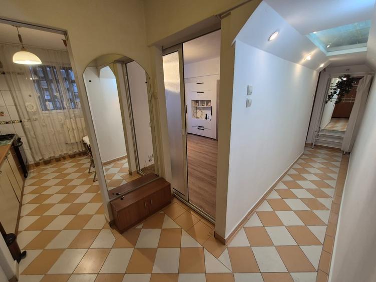 Piata Muncii - B-dul Basarabia, inchiriere ap. 2 camere - 10