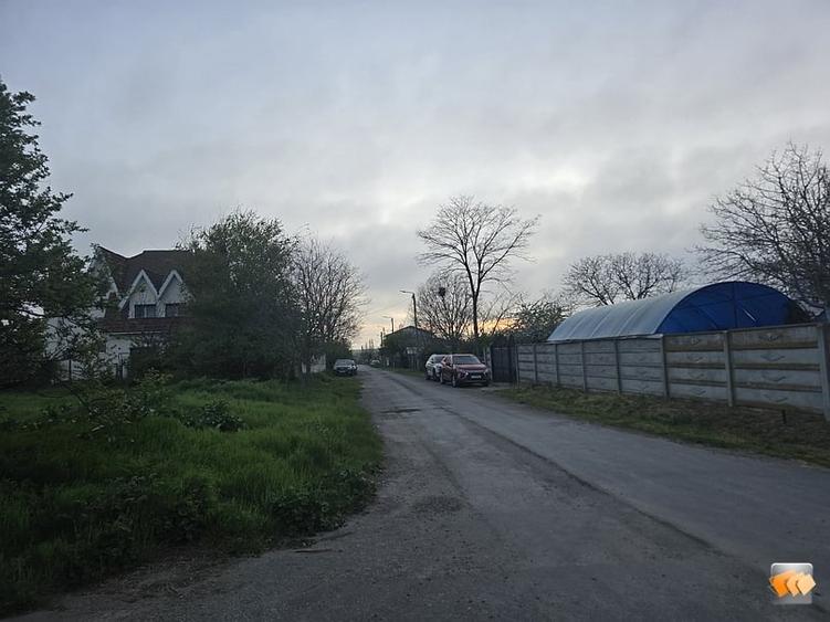 Teren Construcții intravilan de 900 mp, în Tuzla