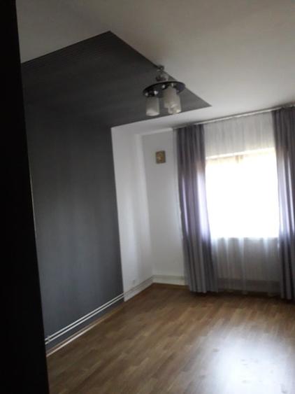 Casă individuală cu 5 camere cu Canalizare în Șoldanu