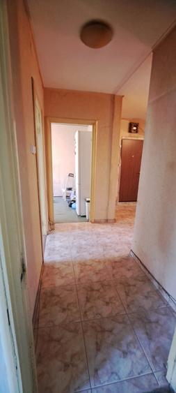 Apartament cu 4 camere decomandat în 1 Decembrie 1918