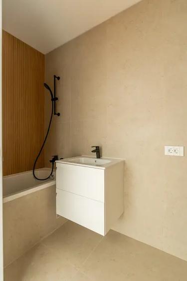 Apartament cu 2 camere decomandat în Foișorul de Foc