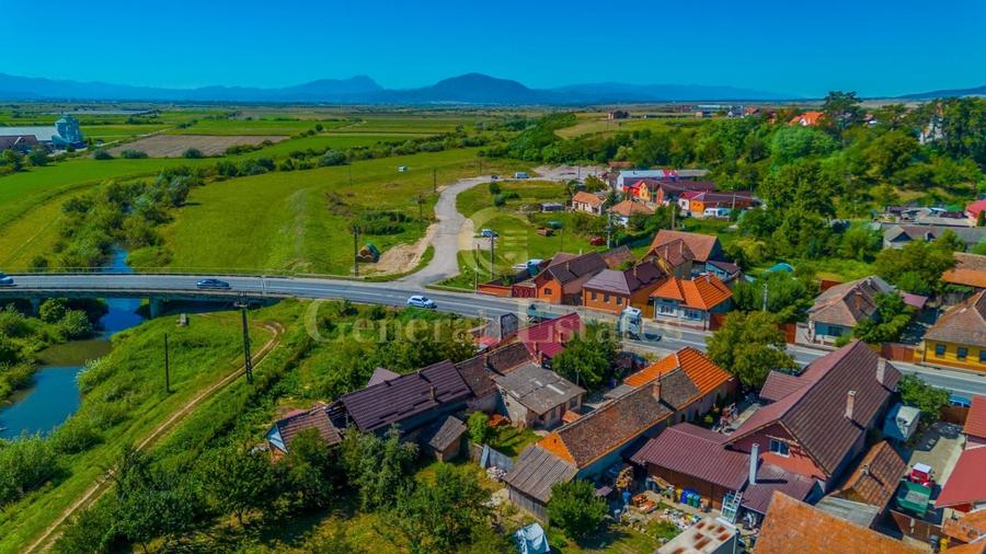 Casă individuală cu 3 camere cu Canalizare în Feldioara